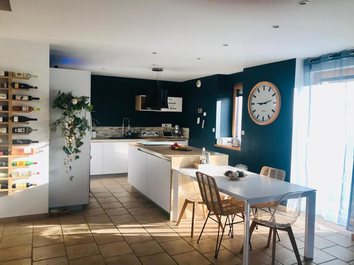 Au Petit Bonheur De Claire Et Jo Bed & Breakfast La Chapelle-Caro Dış mekan fotoğraf