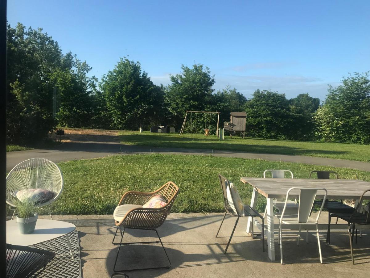 Au Petit Bonheur De Claire Et Jo Bed & Breakfast La Chapelle-Caro Dış mekan fotoğraf